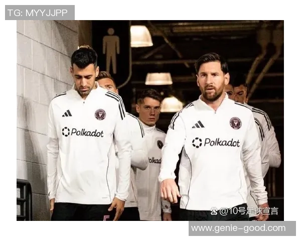 从少年绿茵到巨星舞台一位足球明星成长历程探秘